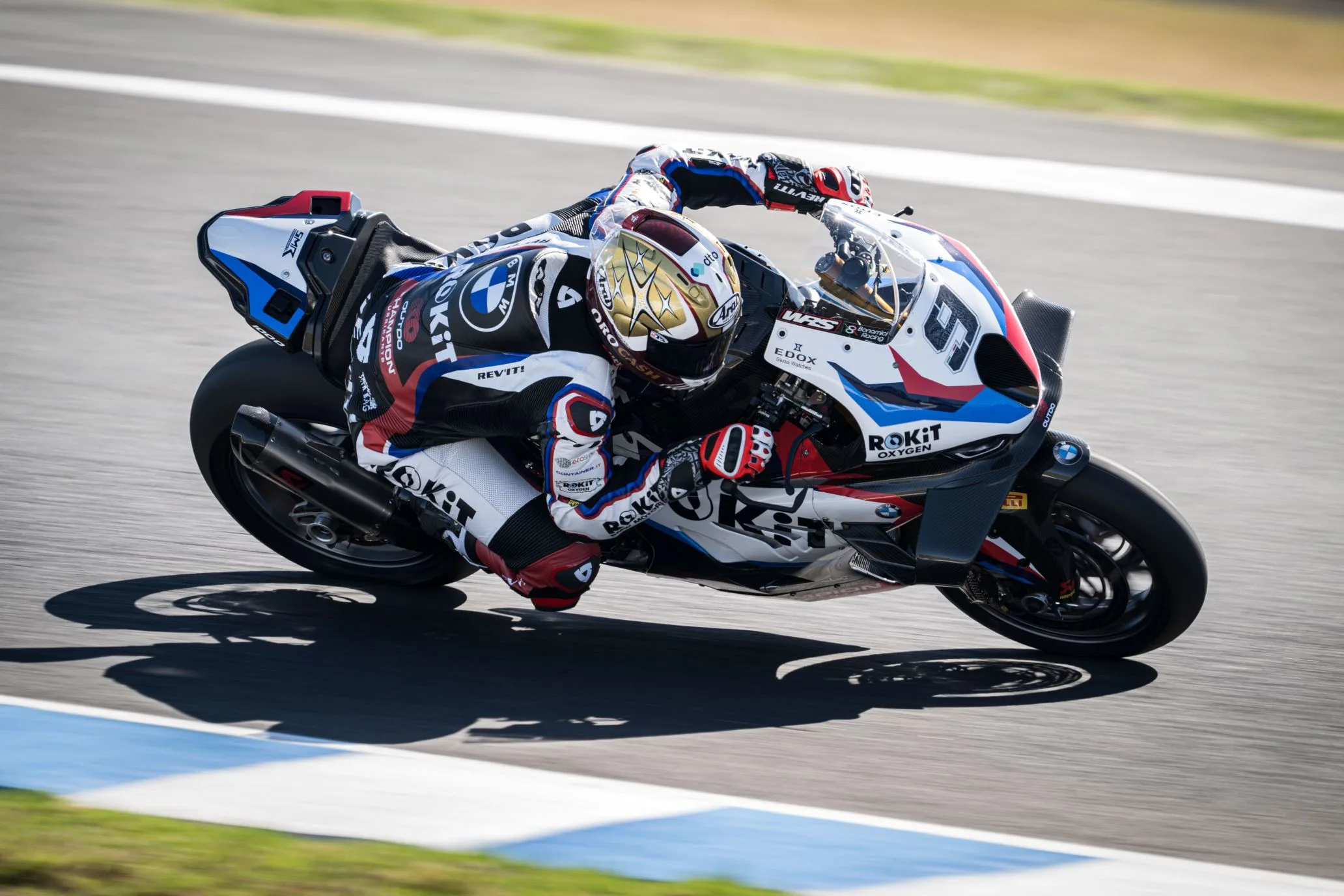 BMW M 1000 RR racing side view