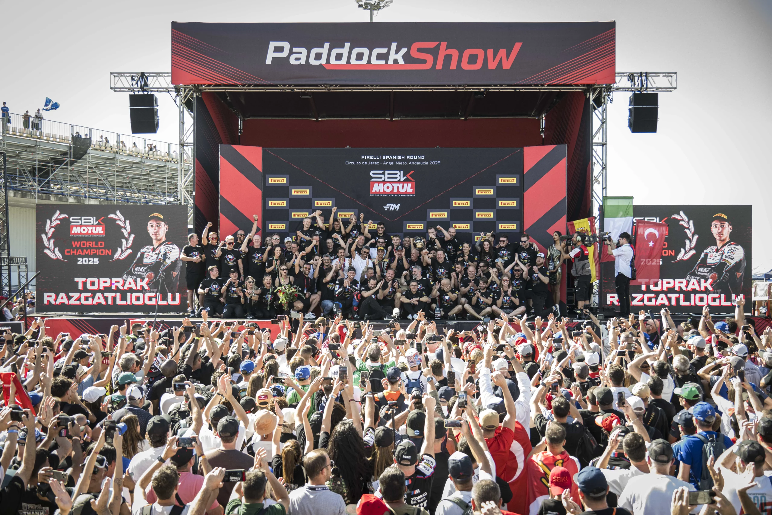 Thaihuawei Battery OUTDO celebrates a race win with the ROKiT BMW Motorrad WorldSBK Team
