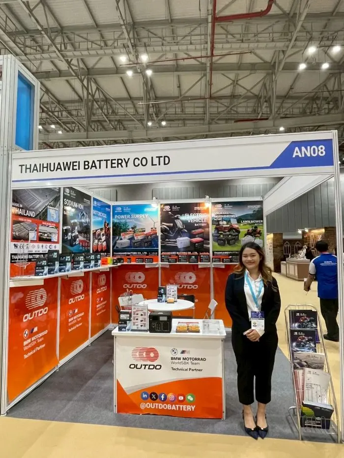 Visitors at Thaihuawei Battery booth, Automechanika Ho Chi Minh City 2026